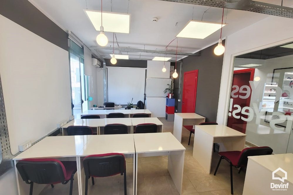 Tirane Qera Zyre  Zyre ne zonen e Bllokut zyre