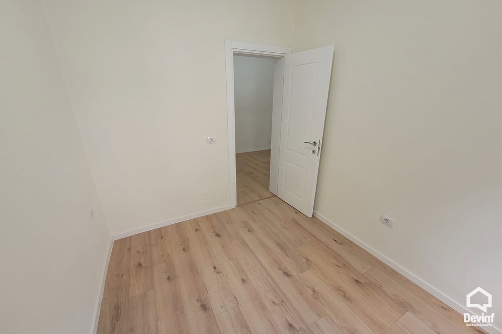 Tirane Qera Zyre 2+1 Bulevardi Bajram Curri, prane Gjykates se Rrethit Tirane apartament zyre qender estetike