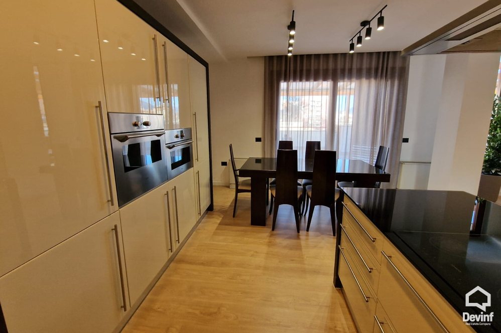 Tirane For Sale Apartment 4+1 Near the Albanian Radio and Television Apartment penthouse dubleks