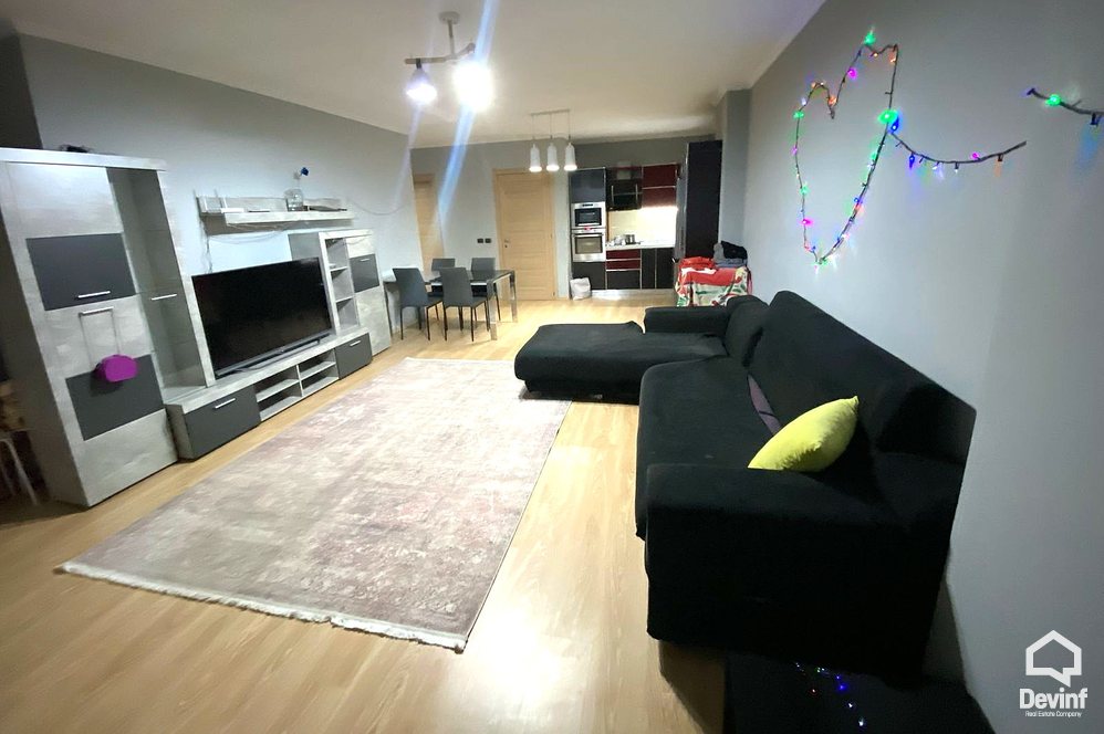Tirane Shitje Apartament 2+1 Apartament prane shkolles Mihal Grameno apartament
