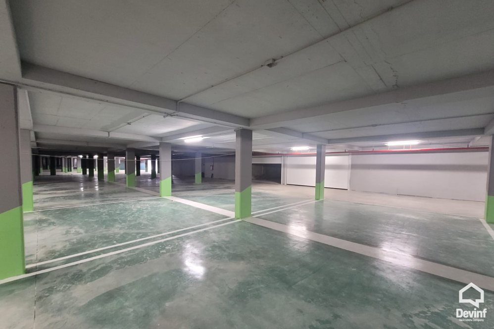 Tirane For Rent Apartment 3+1 Apartament located in the Lake of Tirana area Apartment Residential Complex Garret/Attic