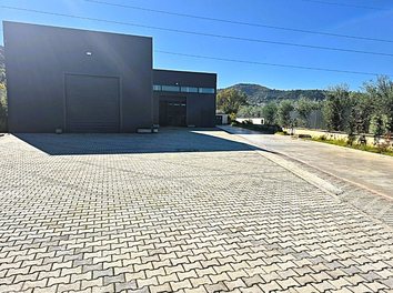 Warehouse Qera Warehouse/production on the Tirana-Vore Highway