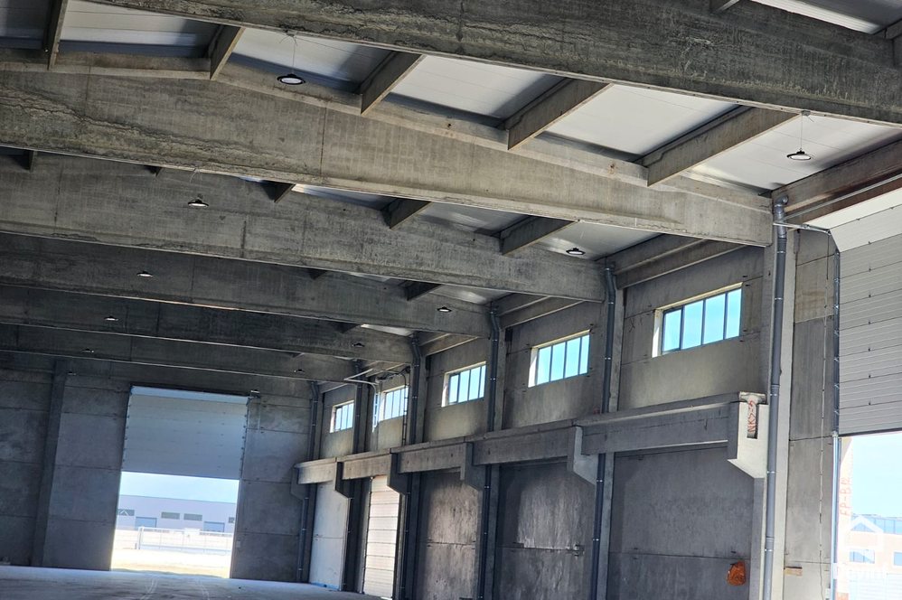 Durres For Sale Warehouse  Warehouse in Porto Romano Industrial Land Warehouse bregdet industri