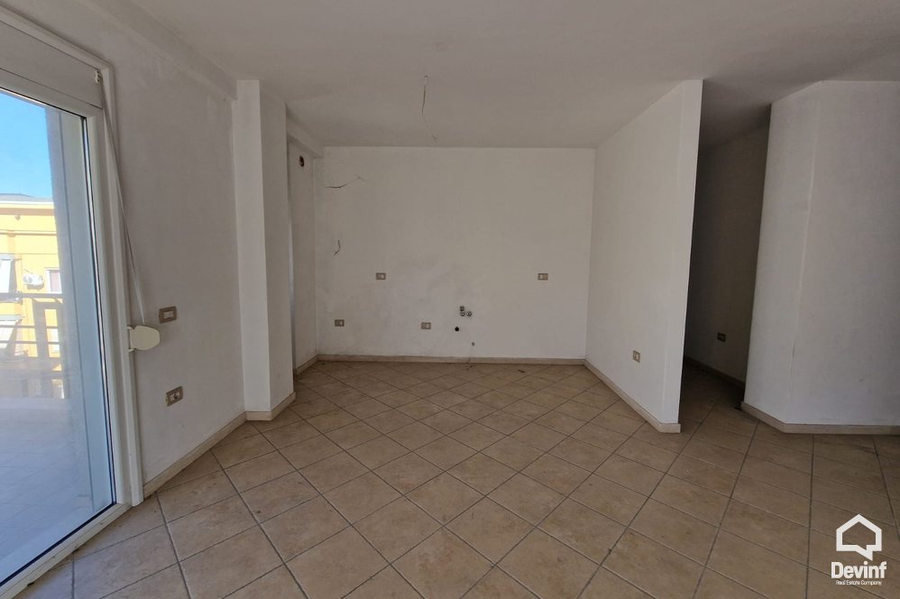 Tirane Shitje Apartament 2+1 Prane Kodra e Diellit 1 apartament