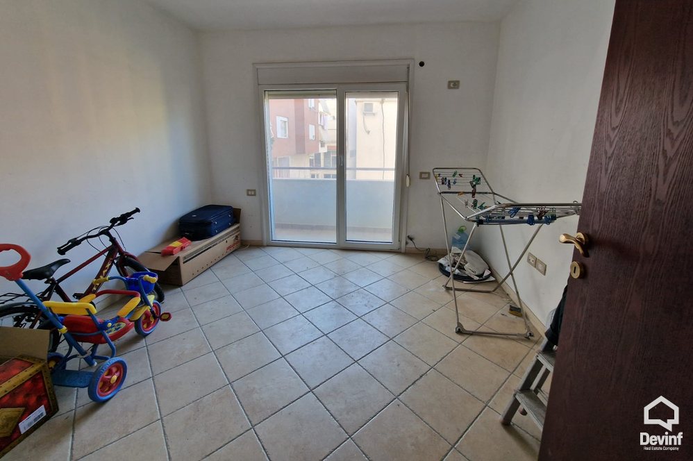 Tirane Shitje Apartament 2+1 Prane Kodra e Diellit 1 apartament