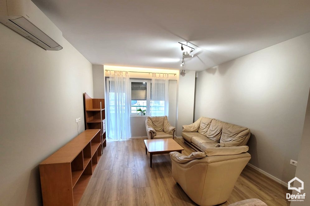 Tirane Qera Apartament 1+1 Apartament prane qendres se Tiranes apartament