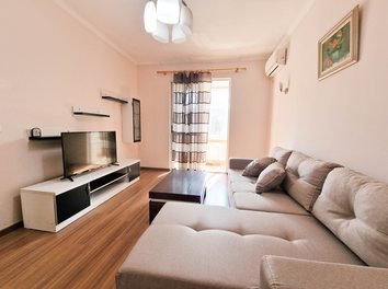 Apartament Qera Rruga e Kavajes, prane 21 Dhjetorit