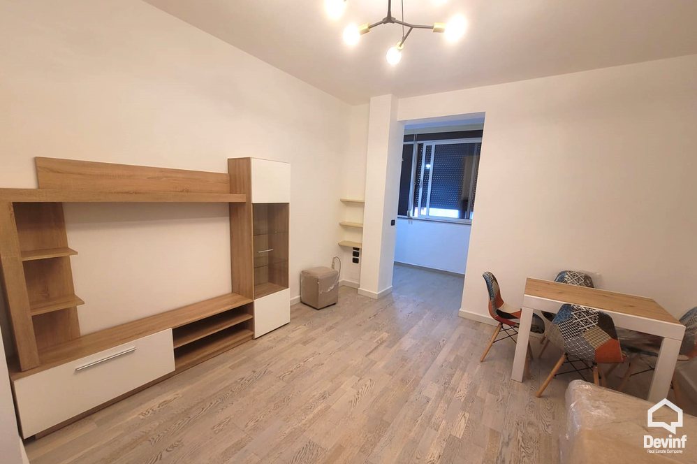 Tirane Qera Apartament 1+1+A Apartament 100 metra larg Sheshit Skenderbej apartament