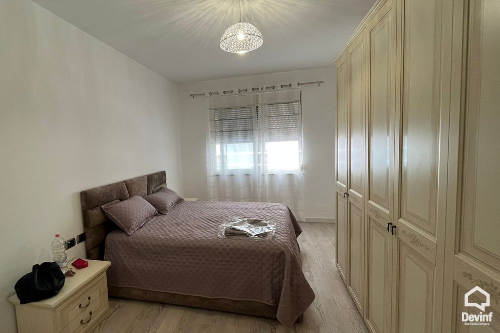 Tirane Qera Apartament 1+1+A Apartament 100 metra larg Sheshit Skenderbej apartament
