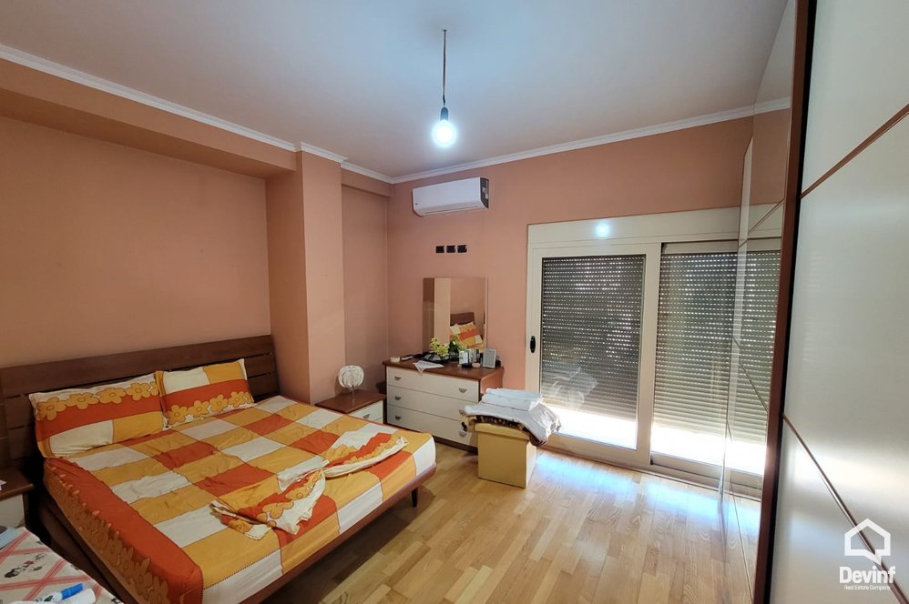 Tirane Qera Apartament 3+1+A Apartament ne Rr. Myslym Shyri apartament
