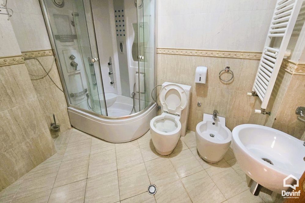 Tirane For Rent Office 1+1 Office located in Sami Frasheri Street Office Office Noter klinik avokat