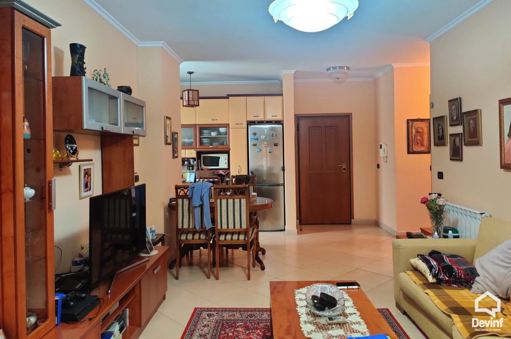 Tirane Qera Apartament 2+1+A Apartament prane Qendres Biznesit ABA Center apartament