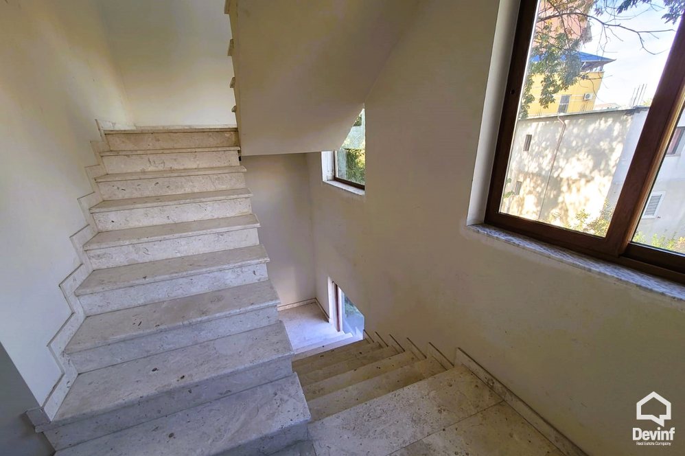 Tirane For Rent Apartment 3+1 Apartment close to Elbasan Street Apartment Villa Floor