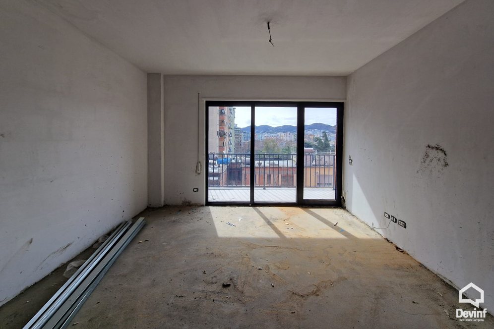 Tirane Shitje Apartament 1+1 Rruga Myslym Shyri apartament Booking/AirBnB
