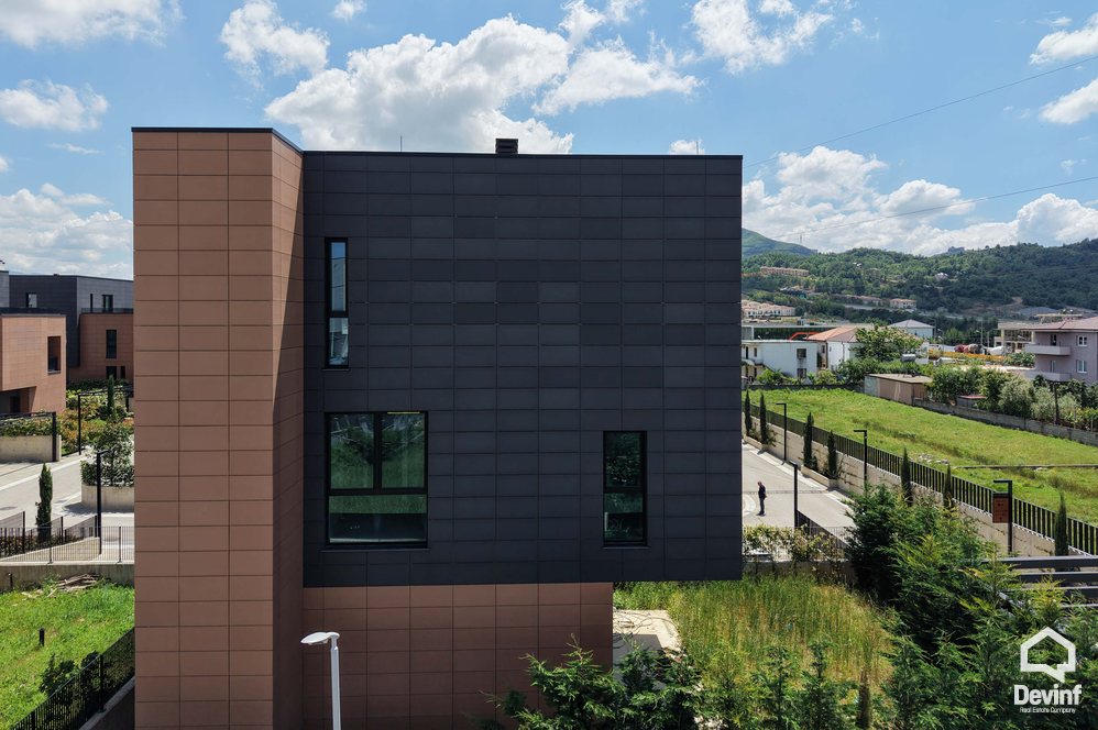 Tirane For Sale Villa 4+1 Residential Complex near TEG Villa Residential Complex investim