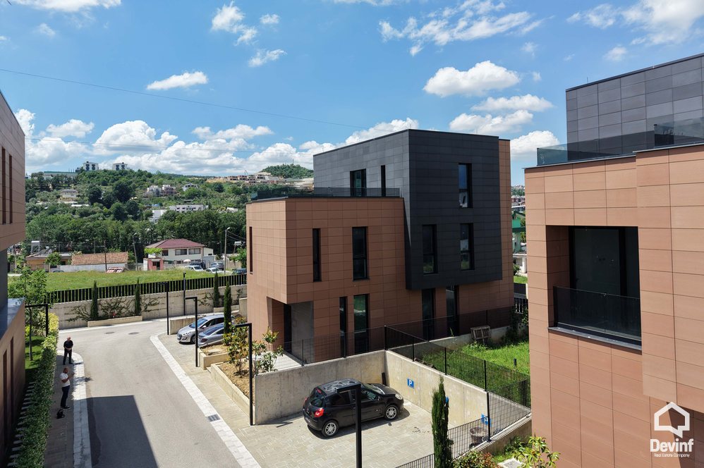 Tirane For Sale Villa 4+1 Residential Complex near TEG Villa Residential Complex investim