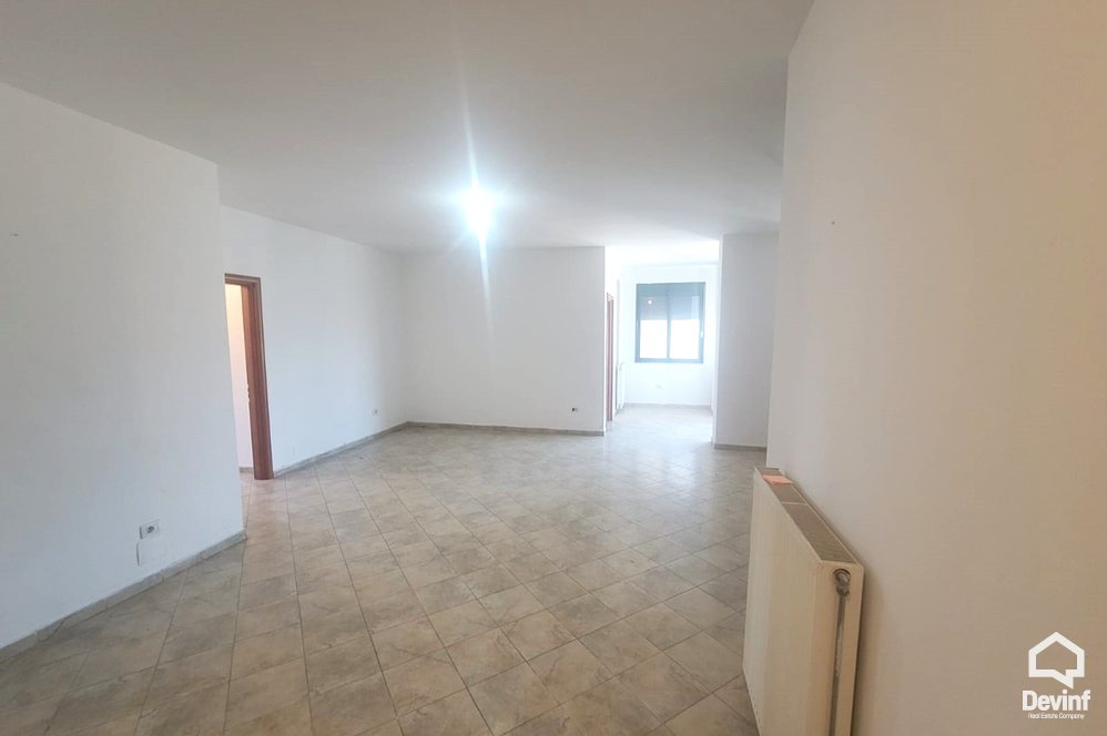 Tirane Qera Apartament 3+1 Zyre me qira prane Sheshit Skenderbej apartament zyre qender masazhi qender estetike