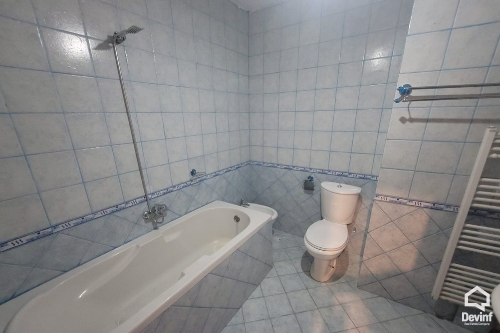 Tirane Qera Apartament 3+1 Zyre me qira prane Sheshit Skenderbej apartament zyre qender masazhi qender estetike
