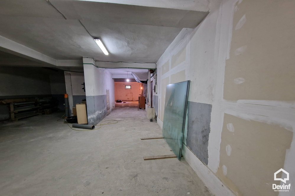 Tirane For Sale Basement/Garage  Zhan D ark boulevard, near the Court of Appeals Warehouse market servis Parking punishte