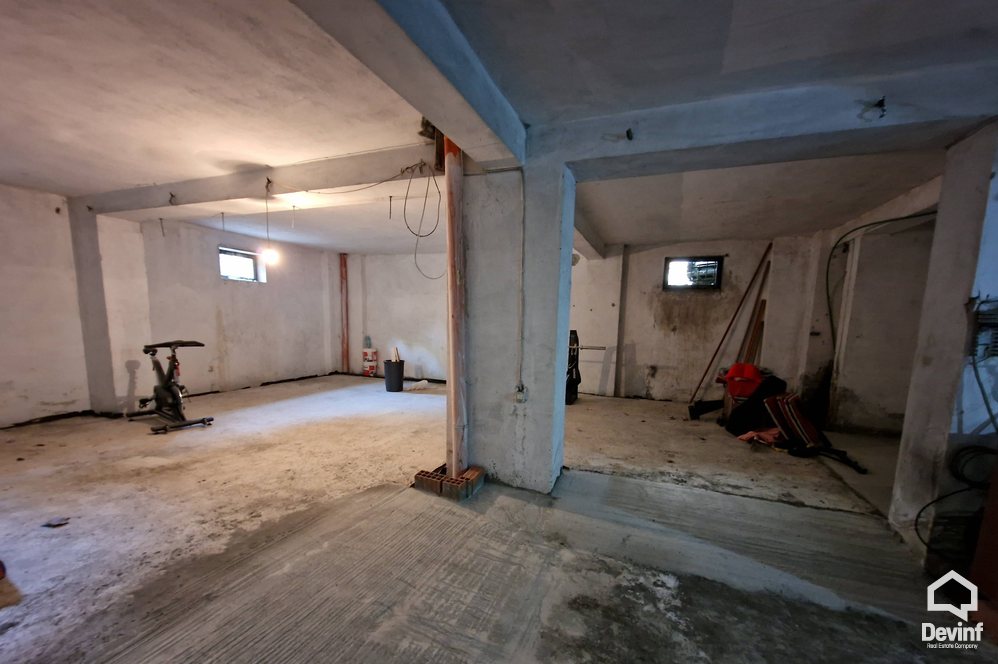 Tirane For Sale Basement/Garage  Zhan D ark boulevard, near the Court of Appeals Warehouse market servis Parking punishte