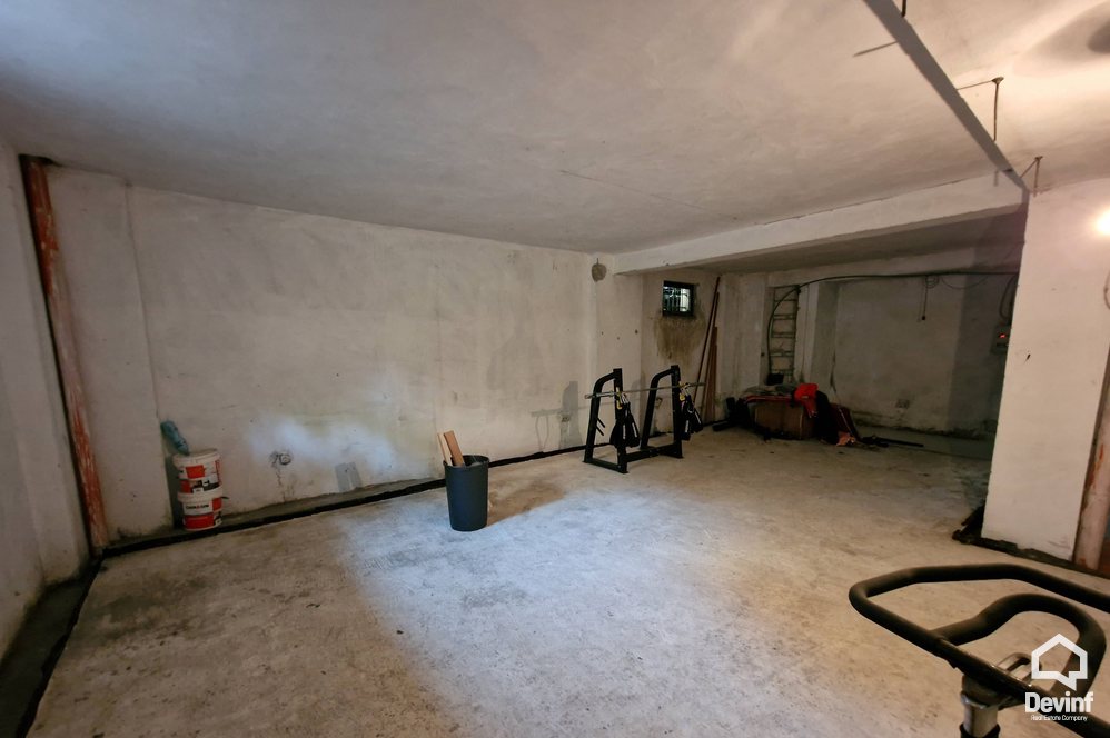 Tirane For Sale Basement/Garage  Zhan D ark boulevard, near the Court of Appeals Warehouse market servis Parking punishte