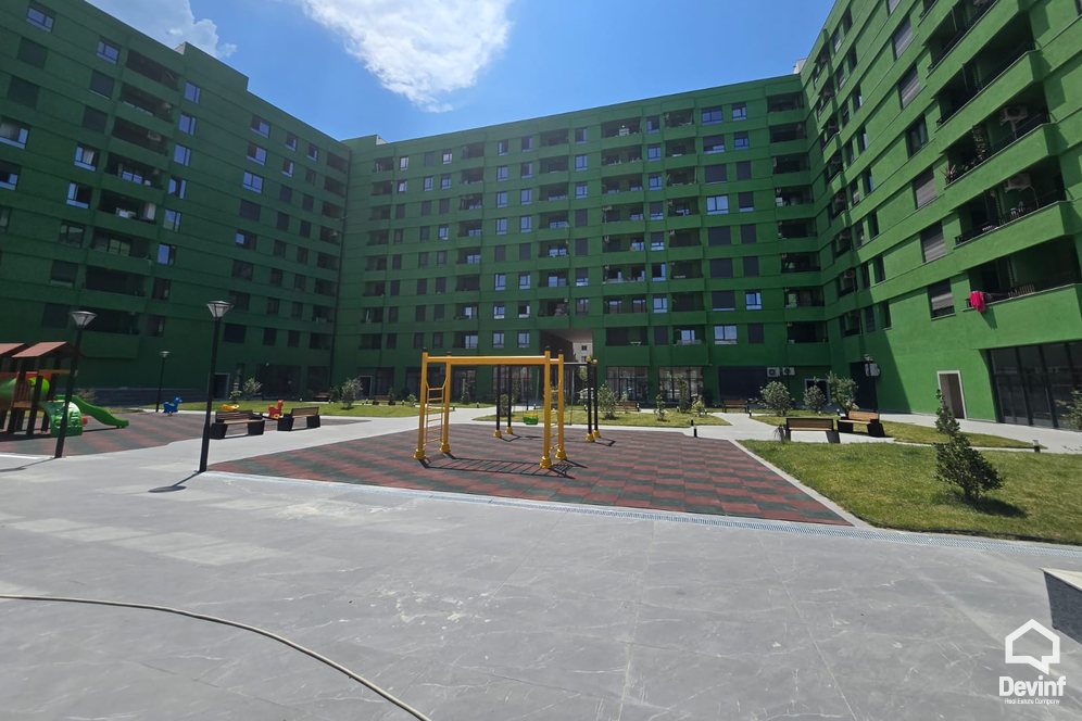 Tirane Qera Apartament 2+1 Apartament/zyre ne Rrugen 5 Maji apartament zyre klinike laborator mjekesor laborator