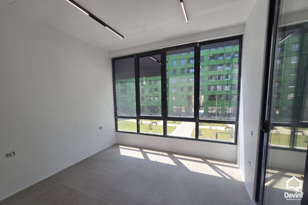 Tirane Qera Apartament 2+1 Apartament/zyre ne Rrugen 5 Maji apartament zyre klinike laborator mjekesor laborator