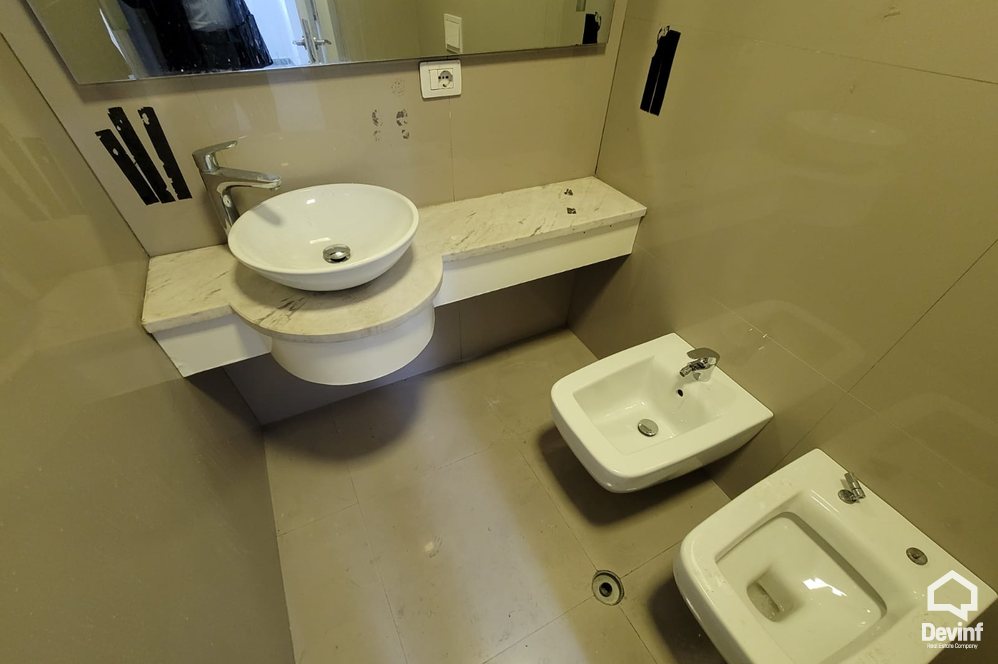 Tirane Qera Zyre  Zyra prane  Gjykates se Krimeve te Renda zyre