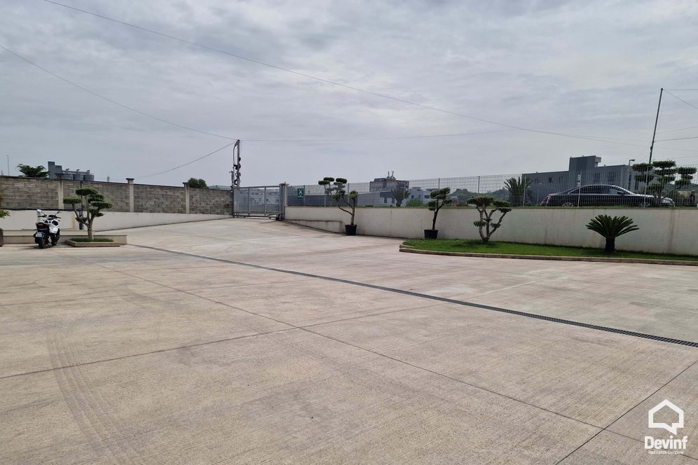 Tirane For Rent Warehouse  Tirane-Durres Highway Warehouse show room Multifunctional Building ekspozite