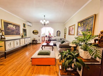 Apartament Shitje Rruga Myslym Shyri
