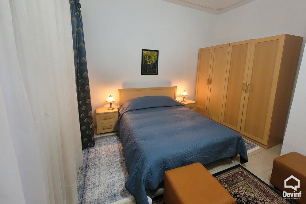 Tirane Qera Apartament 2+1 Apartament ne vile qe ndodhet ne qender te Tiranes apartament kat vile