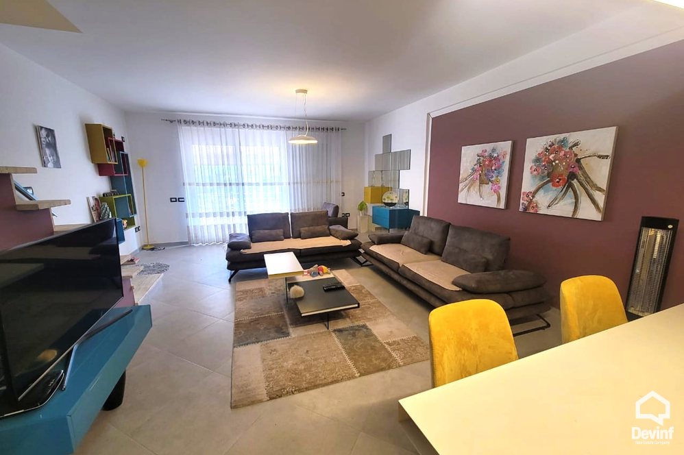 Tirane Qera Apartament 3+1 Apartament dubleks tek Residenca Kodra e Diellit apartament kompleks rezidencial dubleks