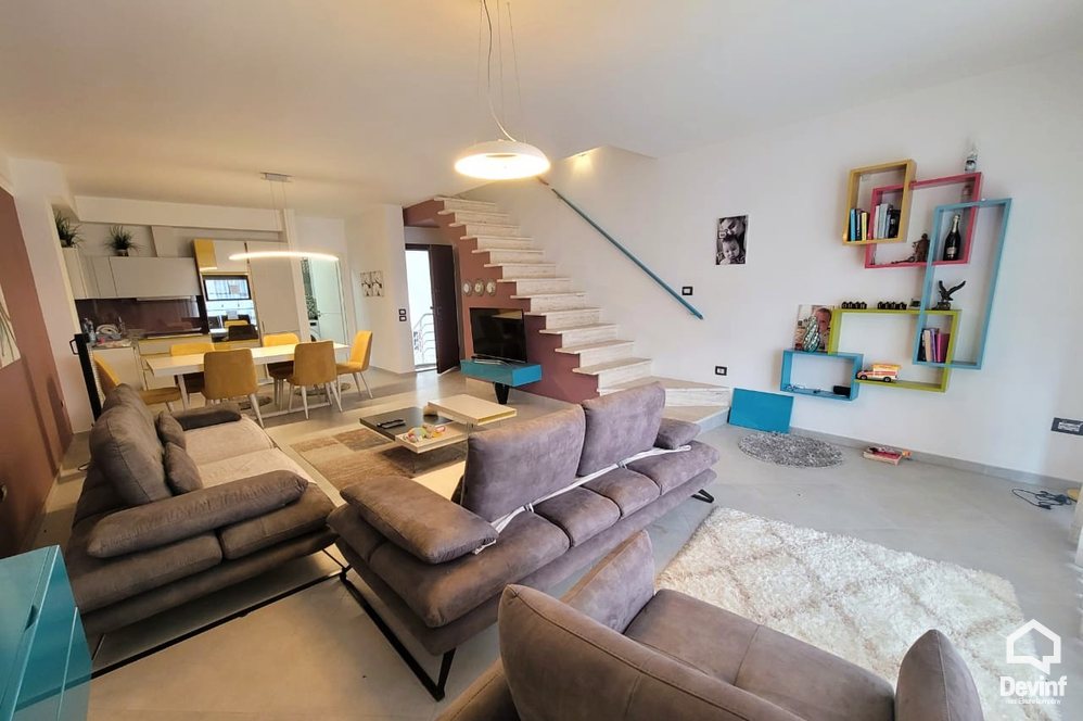 Tirane Qera Apartament 3+1 Apartament dubleks tek Residenca Kodra e Diellit apartament kompleks rezidencial dubleks