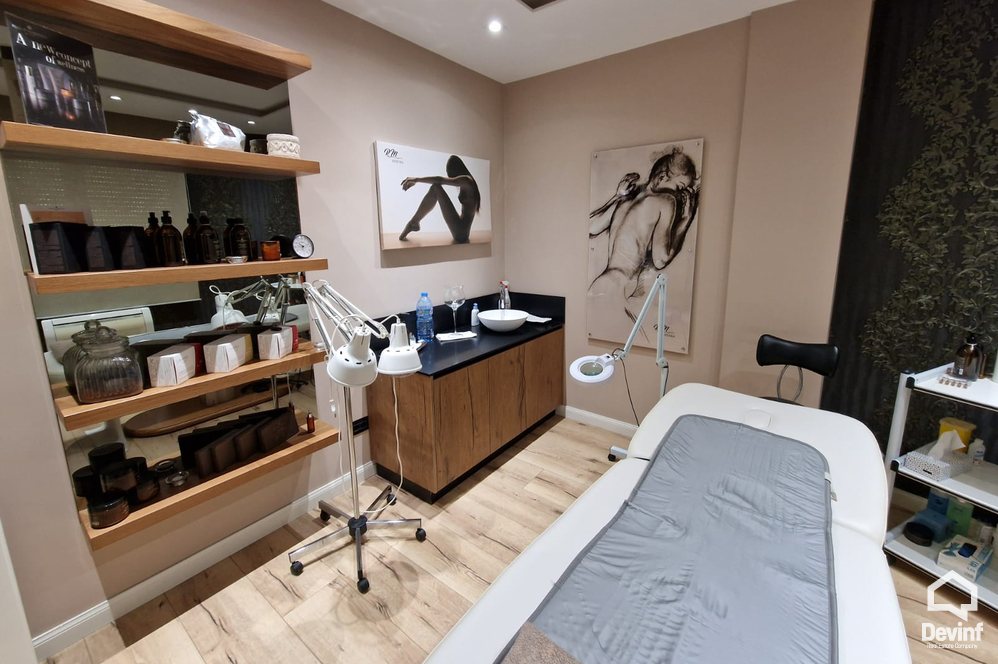Tirane Qera Zyre  Zona e ish Bllokut qender estetike qender masazhi spa klinike