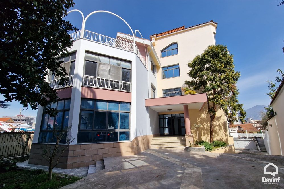 Tirane For Rent Villa Me shume se 4 dhoma A 5 store building located in Elbasan Street Office Villa Business Center Multifunctional Building shkolle kursesh Hotel