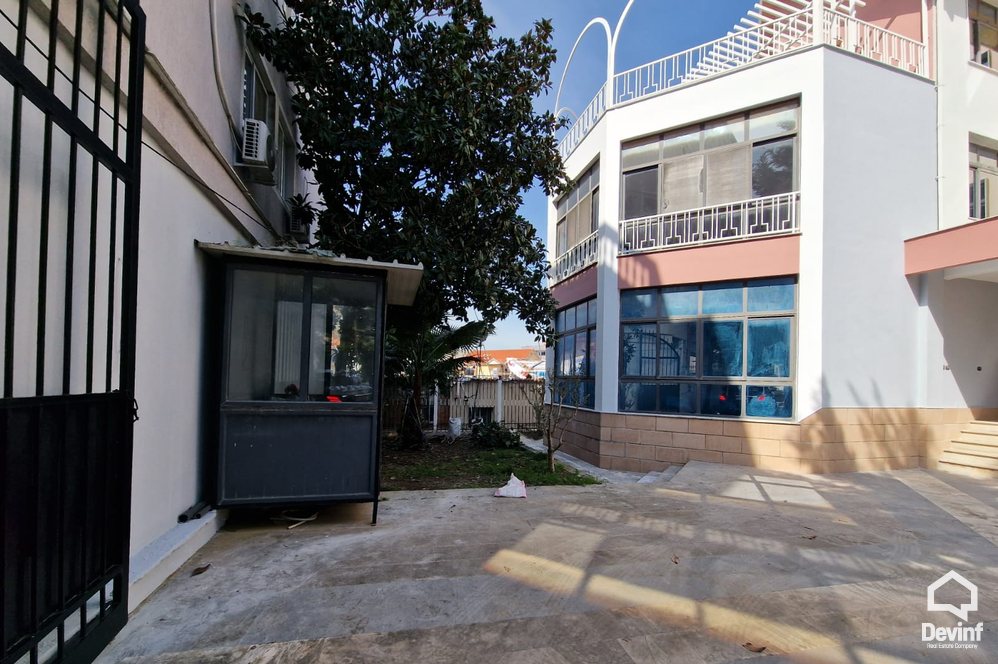 Tirane For Rent Villa Me shume se 4 dhoma A 5 store building located in Elbasan Street Office Villa Business Center Multifunctional Building shkolle kursesh Hotel