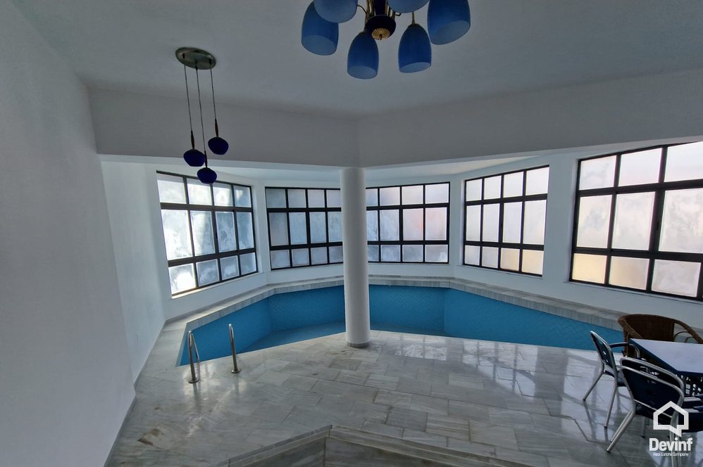 Tirane For Rent Villa Me shume se 4 dhoma A 5 store building located in Elbasan Street Office Villa Business Center Multifunctional Building shkolle kursesh Hotel