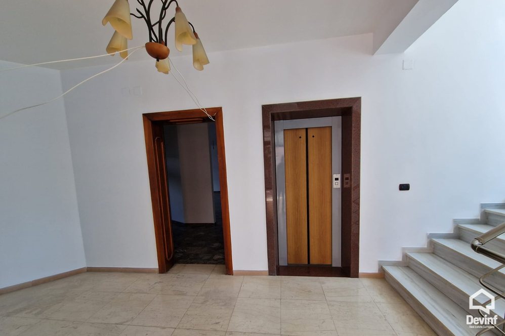 Tirane For Rent Villa Me shume se 4 dhoma A 5 store building located in Elbasan Street Office Villa Business Center Multifunctional Building shkolle kursesh Hotel
