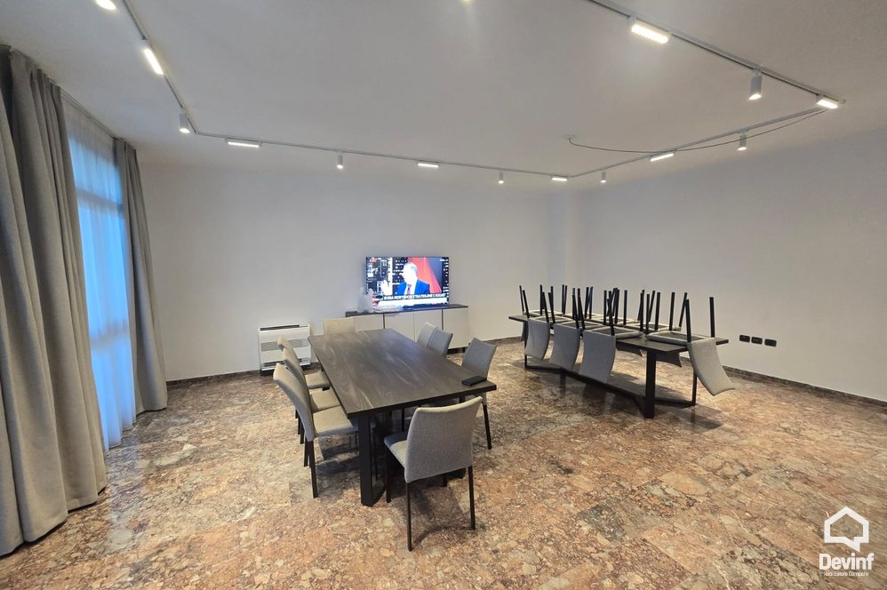 Tirane For Rent Villa Me shume se 4 dhoma A 5 store building located in Elbasan Street Office Villa Business Center Multifunctional Building shkolle kursesh Hotel