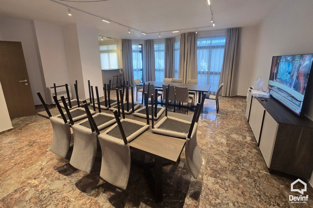 Tirane For Rent Villa Me shume se 4 dhoma A 5 store building located in Elbasan Street Office Villa Business Center Multifunctional Building shkolle kursesh Hotel