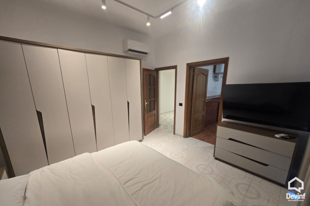 Tirane For Rent Villa Me shume se 4 dhoma A 5 store building located in Elbasan Street Office Villa Business Center Multifunctional Building shkolle kursesh Hotel