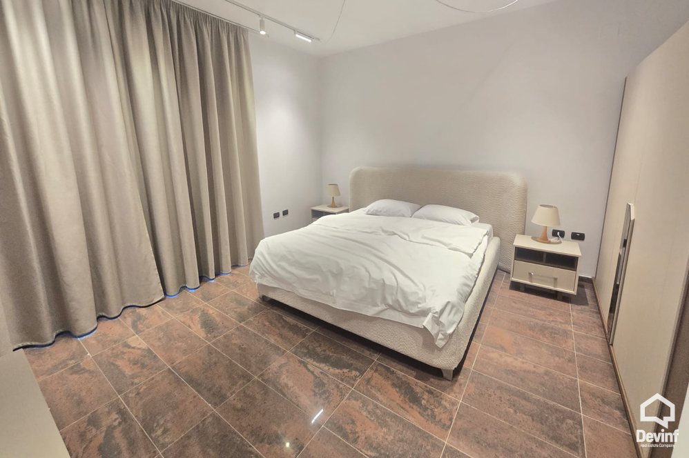 Tirane For Rent Villa Me shume se 4 dhoma A 5 store building located in Elbasan Street Office Villa Business Center Multifunctional Building shkolle kursesh Hotel