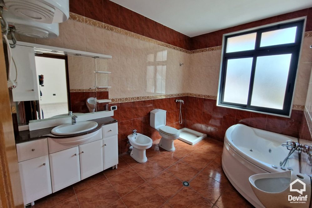 Tirane For Rent Villa Me shume se 4 dhoma A 5 store building located in Elbasan Street Office Villa Business Center Multifunctional Building shkolle kursesh Hotel