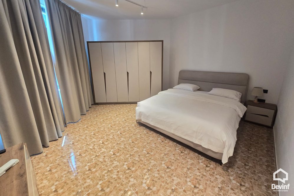 Tirane For Rent Villa Me shume se 4 dhoma A 5 store building located in Elbasan Street Office Villa Business Center Multifunctional Building shkolle kursesh Hotel