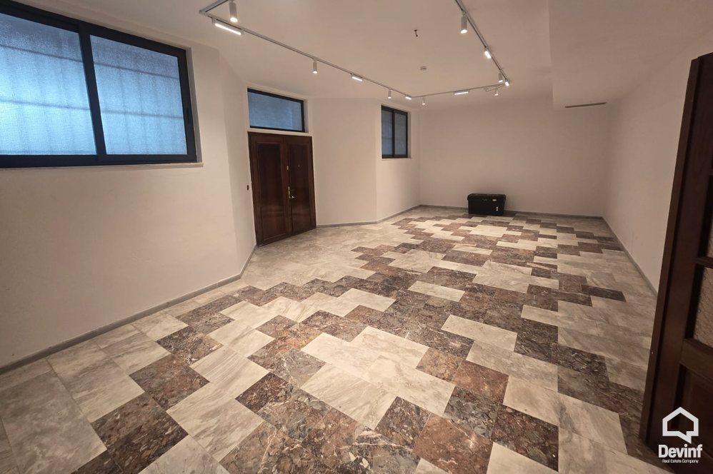 Tirane For Rent Villa Me shume se 4 dhoma A 5 store building located in Elbasan Street Office Villa Business Center Multifunctional Building shkolle kursesh Hotel