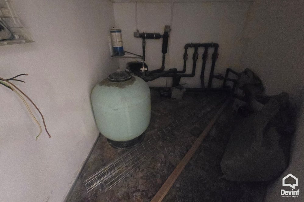 Tirane For Rent Villa Me shume se 4 dhoma A 5 store building located in Elbasan Street Office Villa Business Center Multifunctional Building shkolle kursesh Hotel