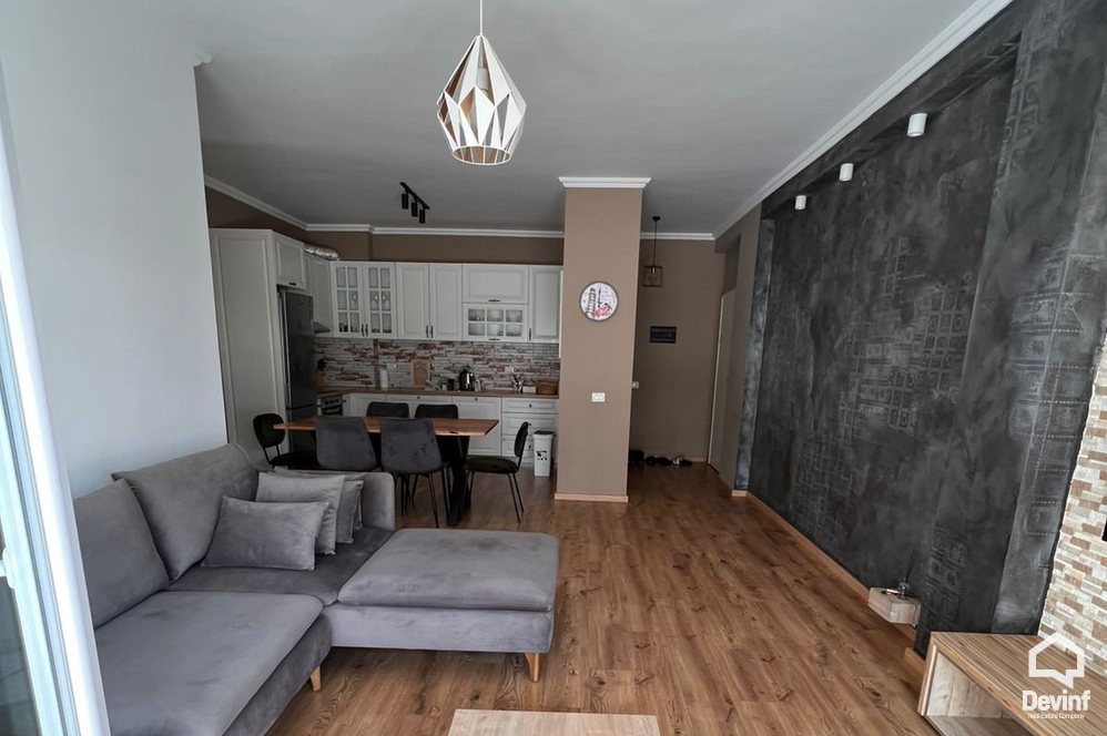 Tirane For Sale Apartment 2+1 Near the Botanical Garden Apartment