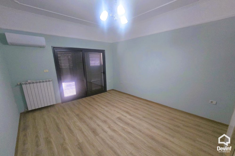Tirane For Rent Apartment 3+1 Apartment/office in the Student City area, Tirana Villa Floor