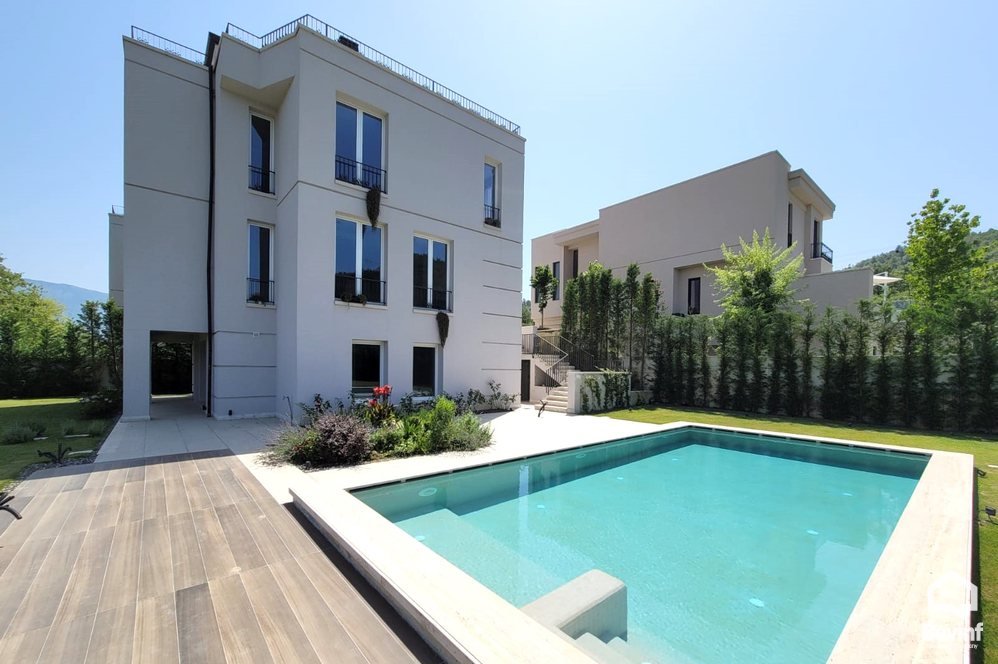 Tirane For Rent Villa Me shume se 4 dhoma Villa in a residential compound in Petrela area Villa Residential Complex