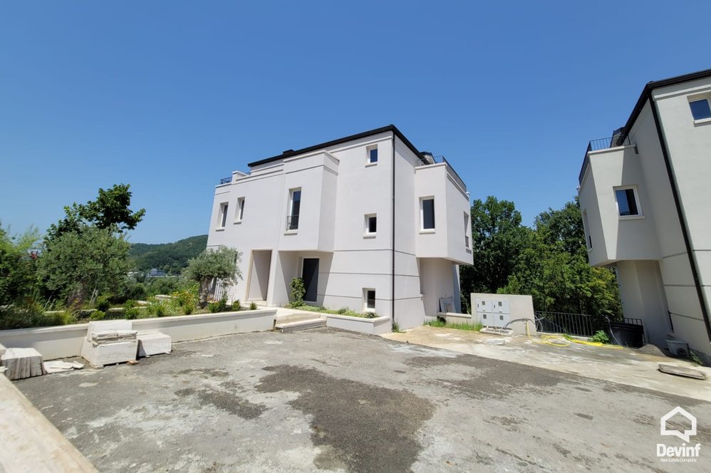 Tirane For Rent Villa Me shume se 4 dhoma Villa in a residential compound in Petrela area Villa Residential Complex